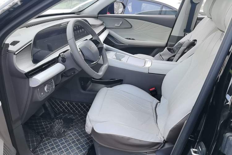 Used EXEED Stellar C-DM 2024 1.5T Extended-Range Pro Left Front Seat
