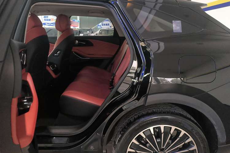 Used EXEED Stellar C-DM 2024 1.5T Long-Range Pro Left Rear Seat