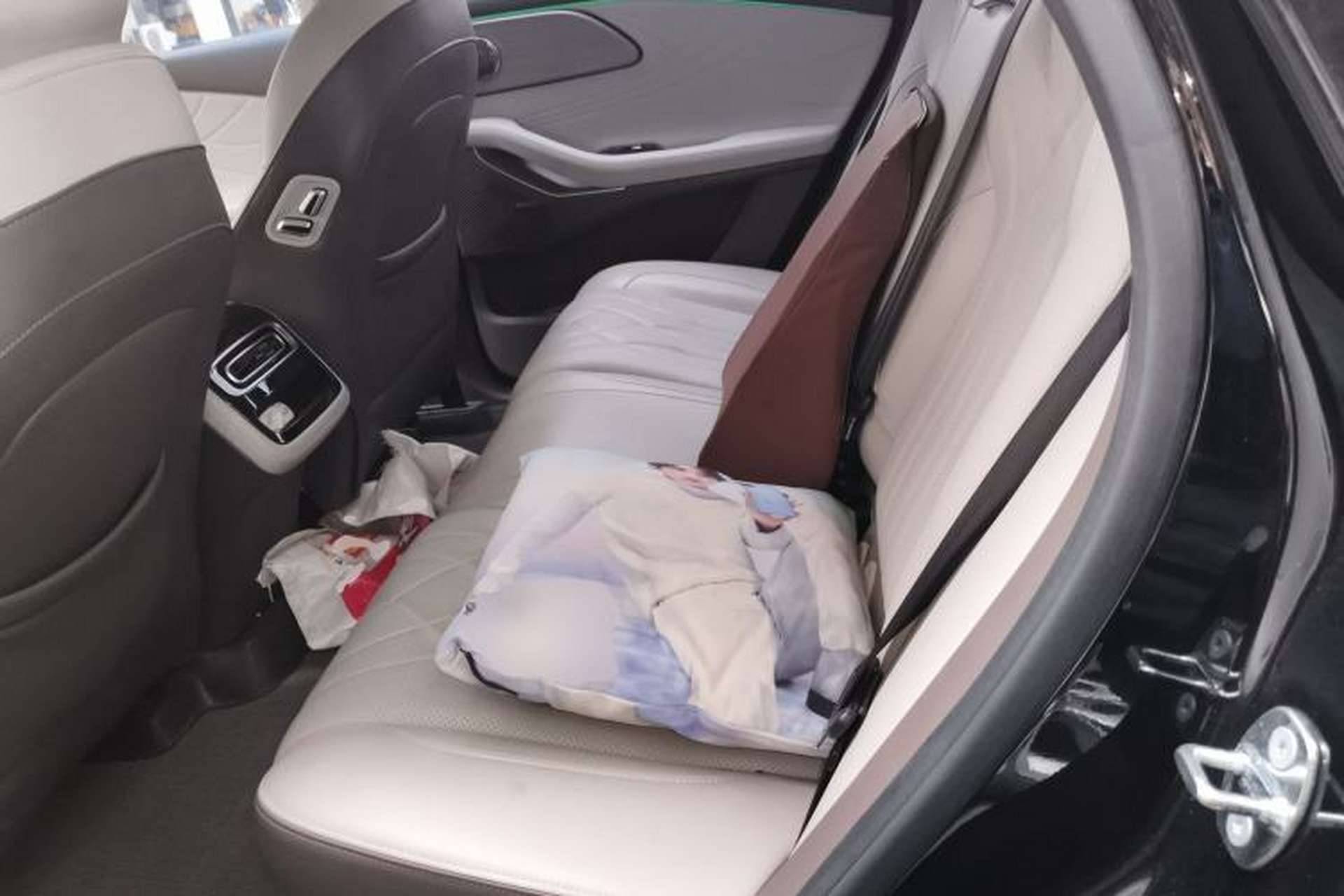 Used EXEED Stellar C-DM 2024 1.5T Extended-Range Pro Left Rear Seat