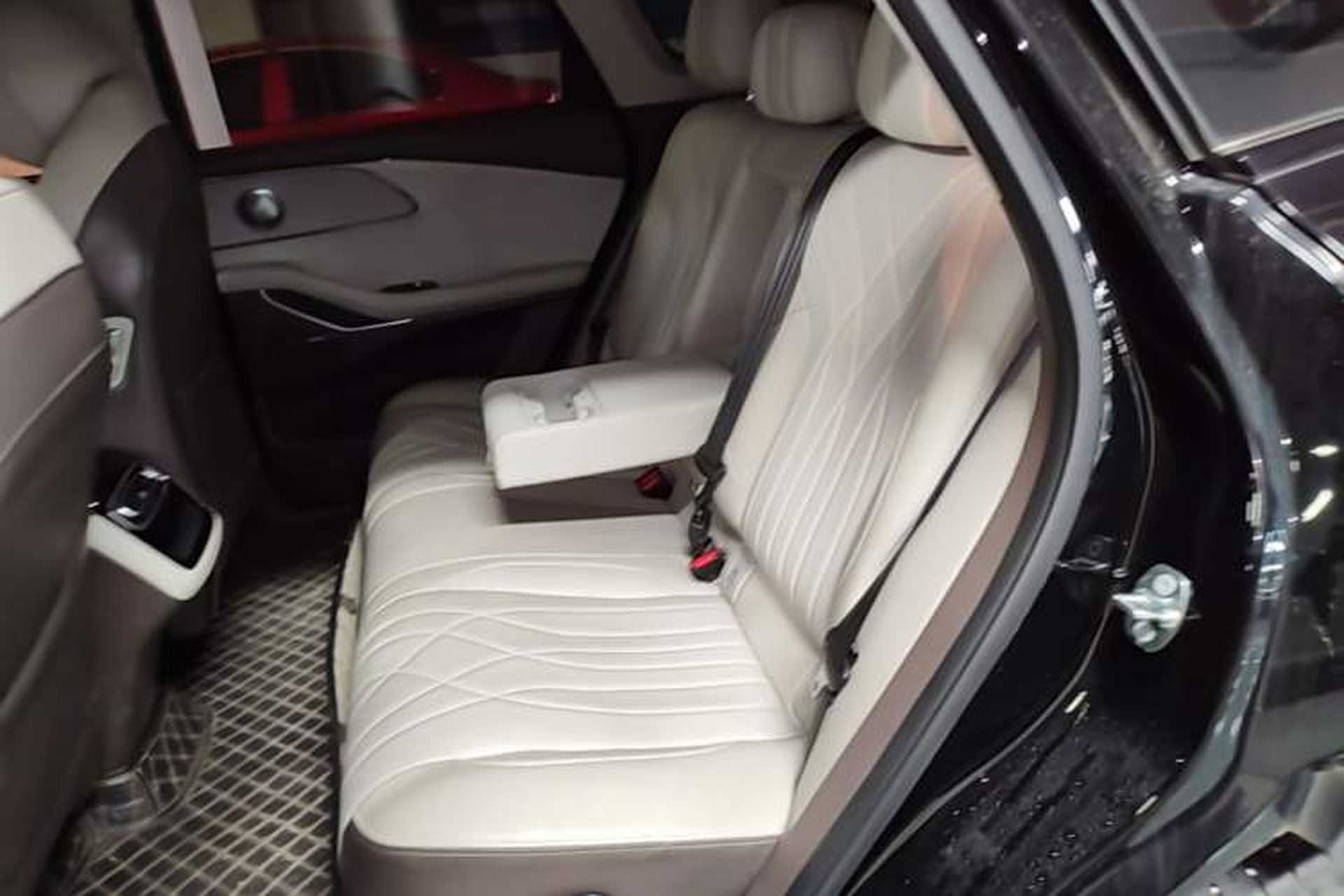 Used EXEED Stellar C-DM 2024 1.5T Long-Range Plus Left Rear Seat