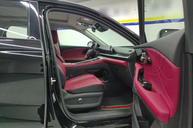 Used EXEED Stellar C-DM 2024 1.5T Long-Range Pro Right Front Seat