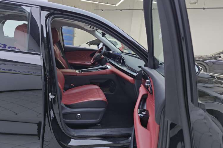 Used EXEED Stellar C-DM 2024 1.5T Long-Range Pro Right Front Seat