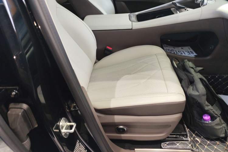 Used EXEED Stellar C-DM 2024 1.5T Long-Range Pro Right Front Seat