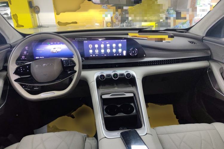 Used EXEED Stellar C-DM 2024 1.5T Long-Range Pro Center Console