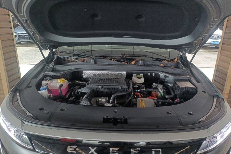 Used EXEED Stellar C-DM 2024 1.5T Long-Range Pro Engine Bay