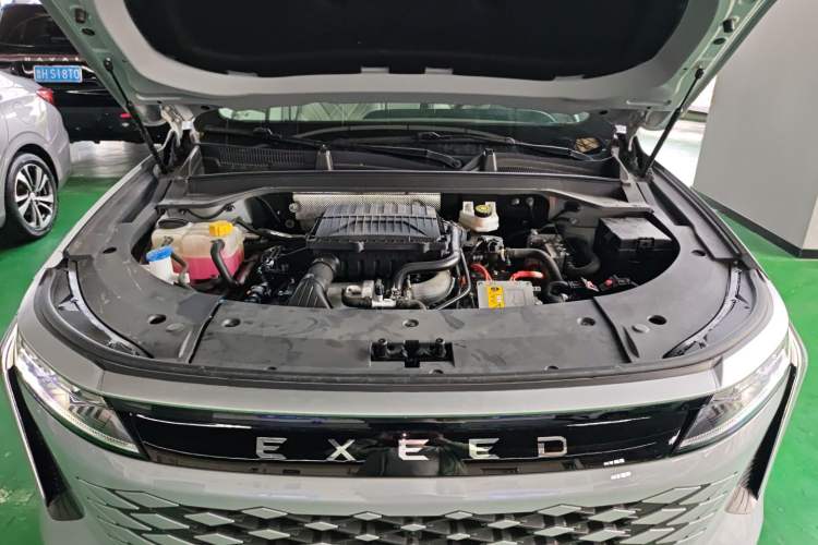 Used EXEED Stellar C-DM 2024 1.5T Long-Range Pro Engine Bay