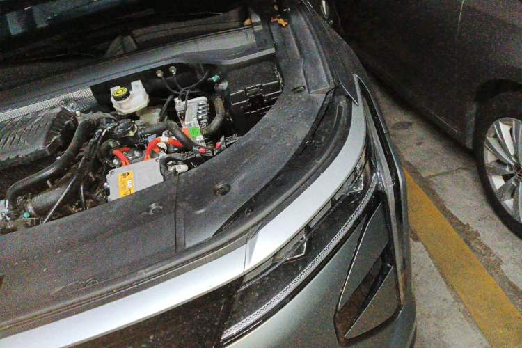 Used EXEED Stellar C-DM 2024 1.5T Extended-Range Pro Engine Bay Left