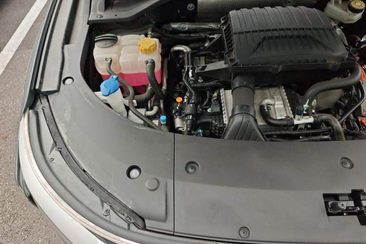 Used EXEED Stellar C-DM 2024 1.5T Extended-Range Pro Engine Bay Right