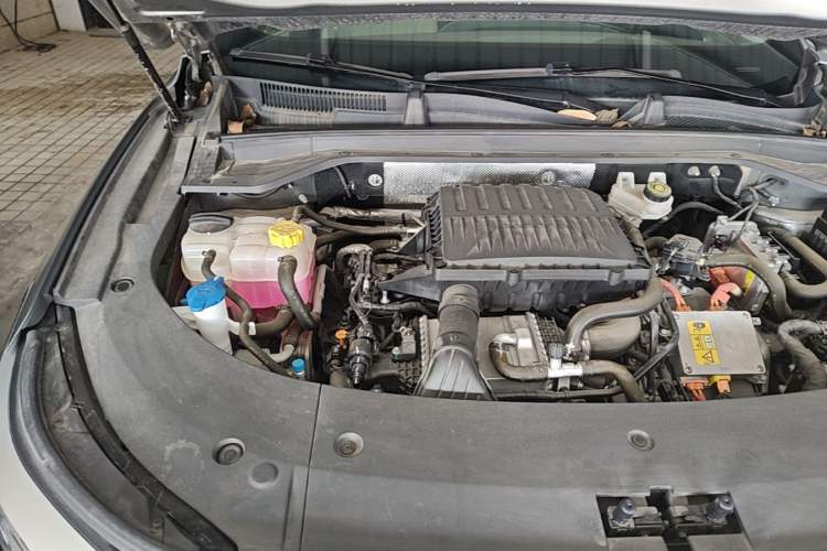 Used EXEED Stellar C-DM 2024 1.5T Extended-Range Pro Engine Bay Right