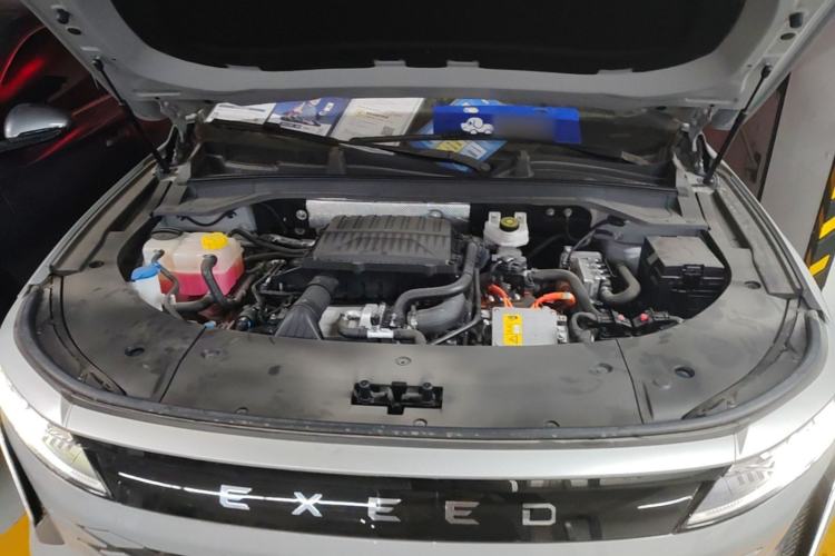 Used EXEED Stellar C-DM 2024 1.5T Long-Range Pro Engine Bay
