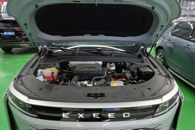 Used EXEED Stellar C-DM 2024 1.5T Long-Range Pro Engine Bay