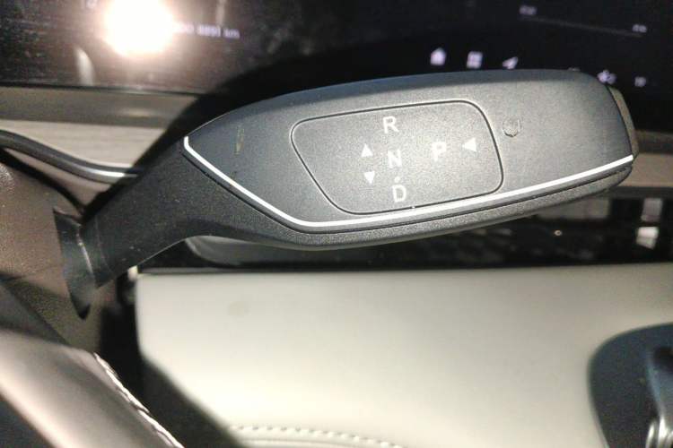 Used EXEED Stellar C-DM 2024 1.5T Extended-Range Pro Gear Lever