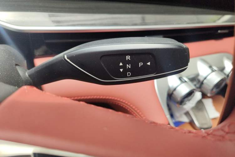 Used EXEED Stellar C-DM 2024 1.5T Long-Range Pro Gear Lever