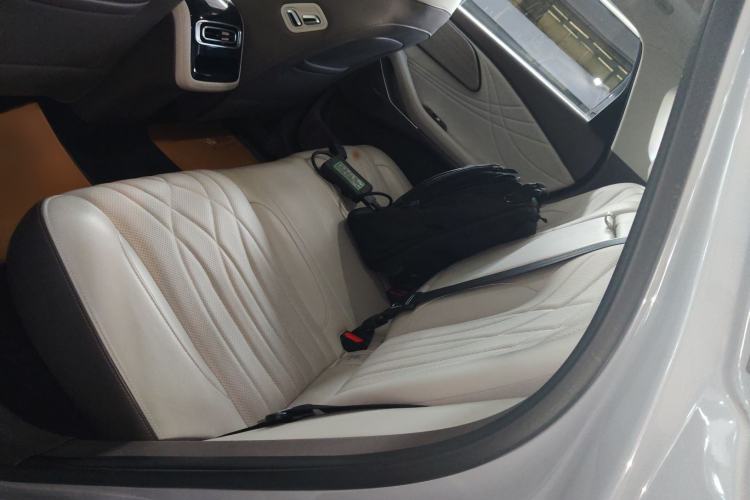 Used EXEED Stellar C-DM 2024 1.5T Long-Range Pro Interior 6