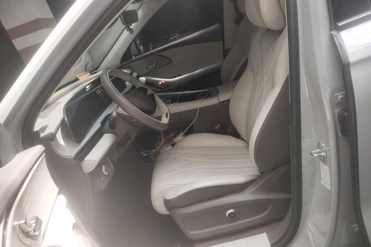 Used EXEED Stellar C-DM 2024 1.5T Long-Range Pro Left Front Seat