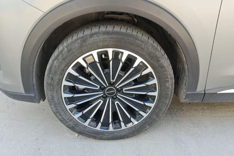 Used EXEED Stellar C-DM 2024 1.5T Long-Range Pro Left Front Wheel Hub