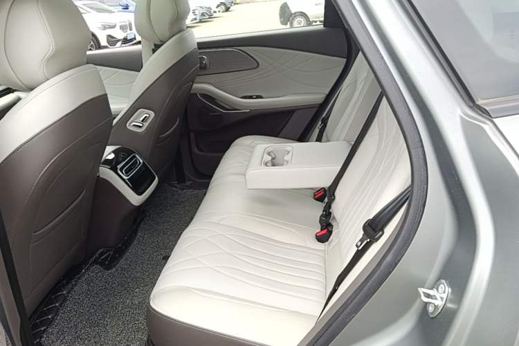 Used EXEED Stellar C-DM 2024 1.5T Long-Range Pro Left Rear Seat