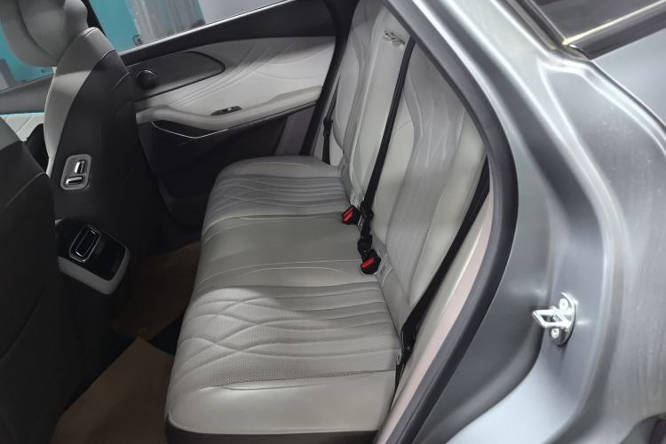 Used EXEED Stellar C-DM 2024 1.5T Long-Range Pro Left Rear Seat