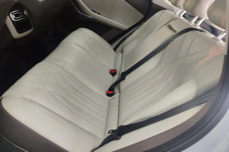 Used EXEED Stellar C-DM 2024 1.5T Long-Range Pro Left Rear Seat