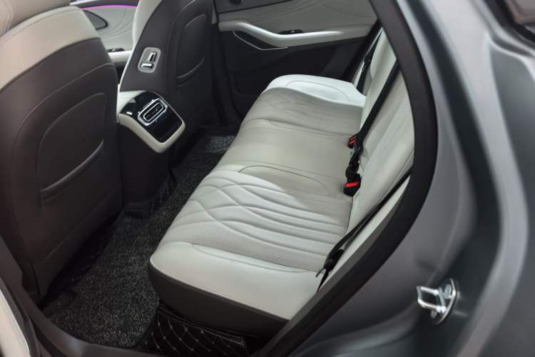 Used EXEED Stellar C-DM 2024 1.5T Extended-Range Pro Left Rear Seat