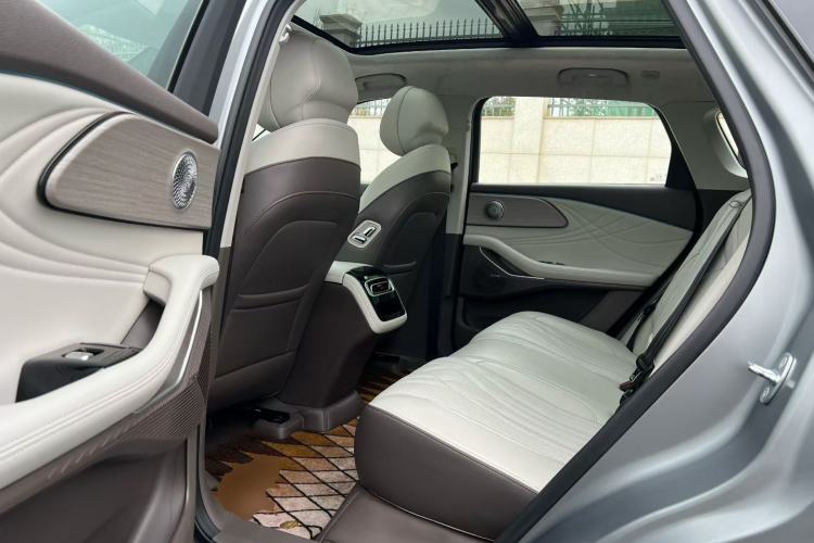 Used EXEED Stellar C-DM 2024 1.5T Long-Range Pro Left Rear Seat