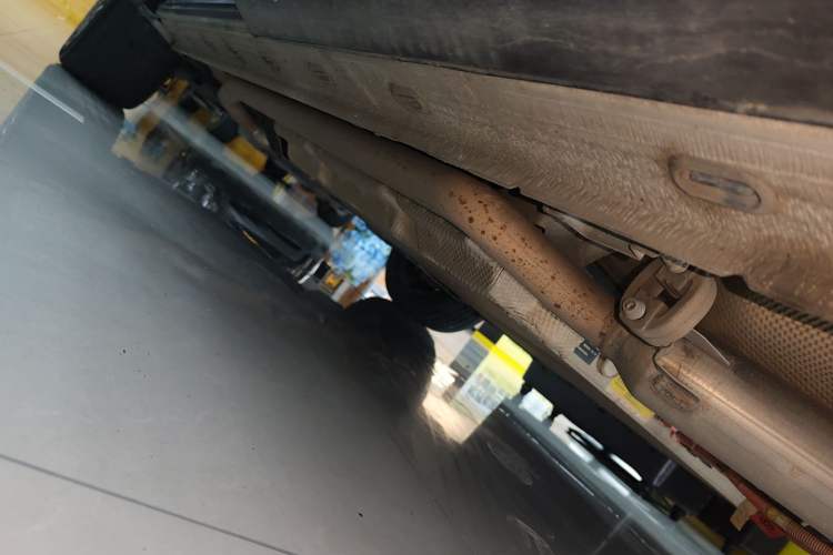 Used EXEED Stellar C-DM 2024 1.5T Long-Range Pro Left Side Sill