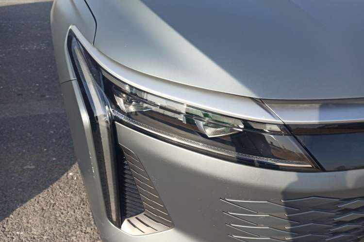 Used EXEED Stellar C-DM 2024 1.5T Extended-Range Pro Right Front Headlight