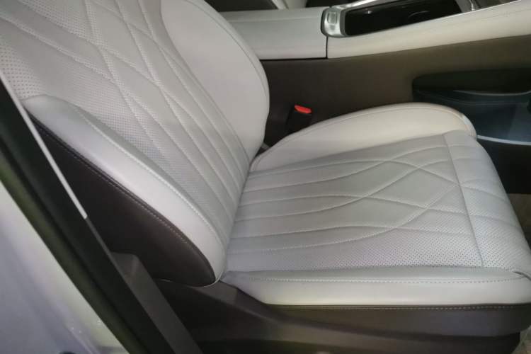 Used EXEED Stellar C-DM 2024 1.5T Ultra-Long Range Max Right Front Seat