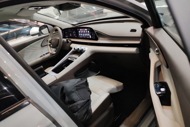 Used EXEED Stellar C-DM 2024 1.5T Long-Range Pro Right Front Seat