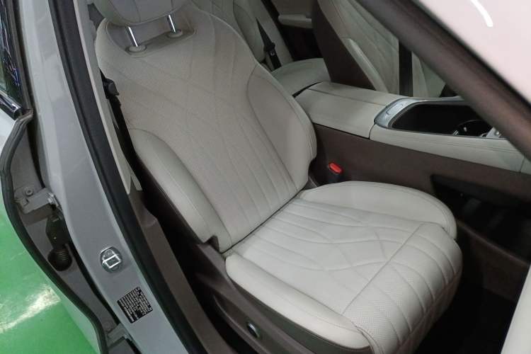 Used EXEED Stellar C-DM 2024 1.5T Long-Range Pro Right Front Seat
