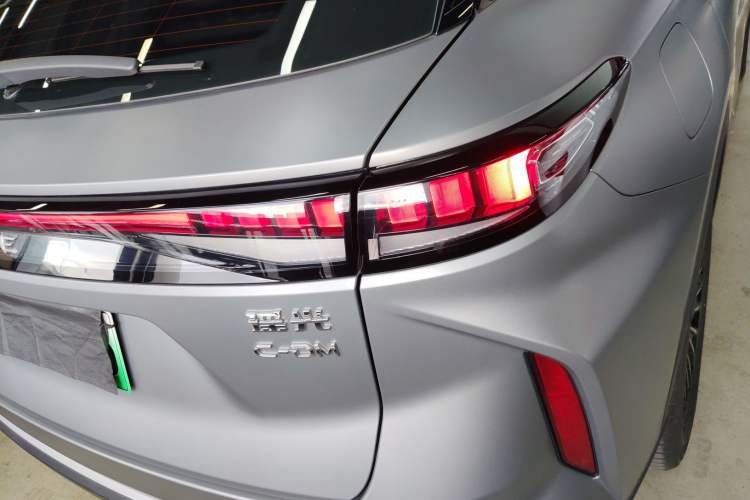 Used EXEED Stellar C-DM 2024 1.5T Long-Range Pro Right Rear Taillight