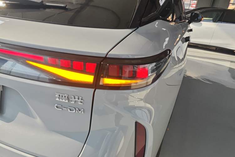 Used EXEED Stellar C-DM 2024 1.5T Long-Range Pro Right Rear Taillight