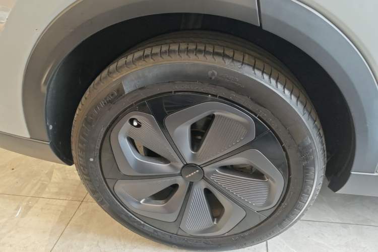 Used EXEED Stellar C-DM 2024 1.5T Ultra-Long Range Max Right Rear Wheel Hub