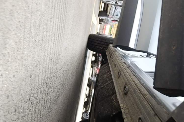 Used EXEED Stellar C-DM 2024 1.5T Long-Range Pro Right Side Sill