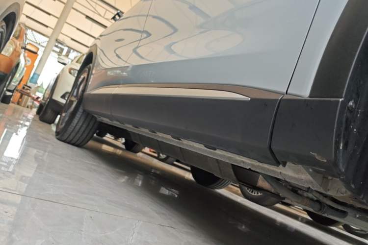 Used EXEED Stellar C-DM 2024 1.5T Ultra-Long Range Max Right Side Sill