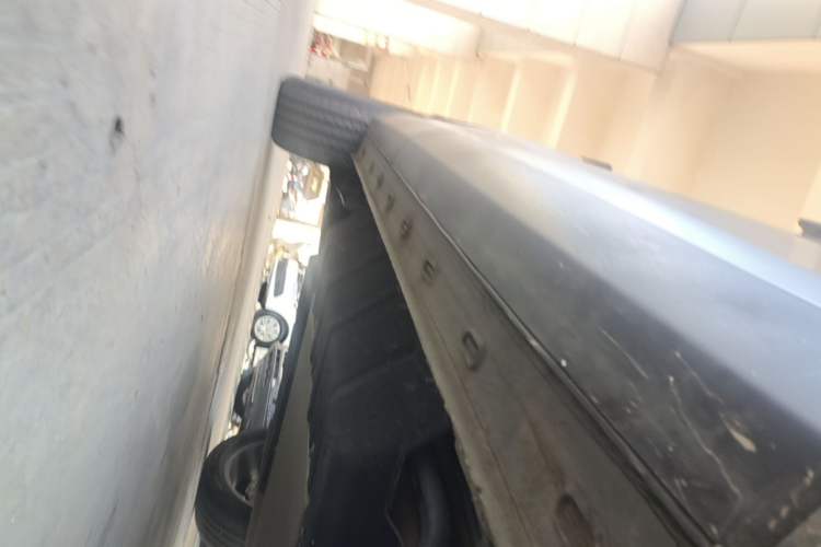 Used EXEED Stellar C-DM 2024 1.5T Long-Range Pro Right Side Sill