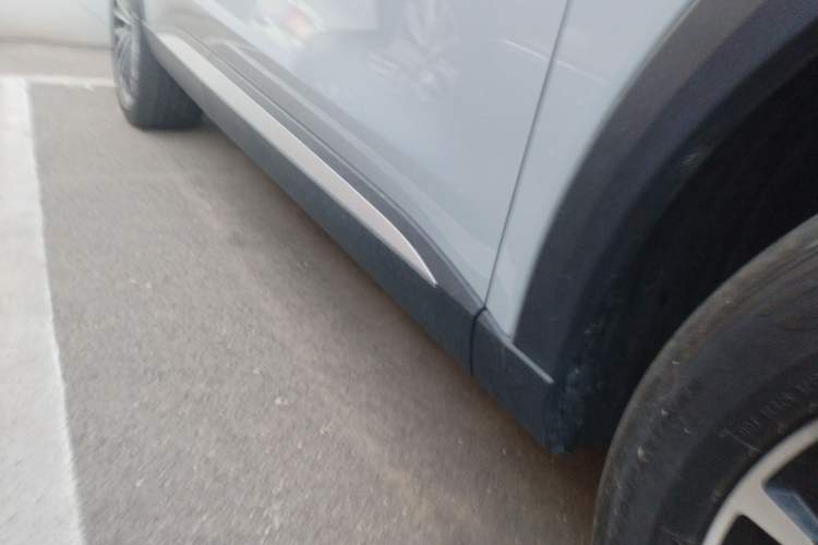 Used EXEED Stellar C-DM 2024 1.5T Long-Range Pro Right Side Sill