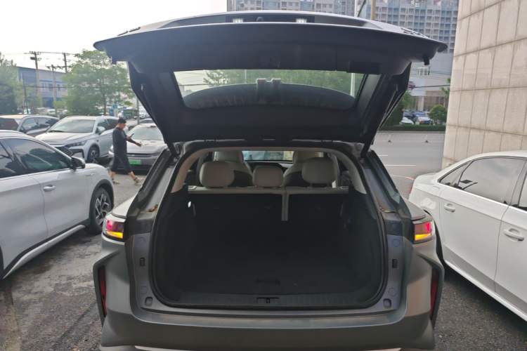 Used EXEED Stellar C-DM 2024 1.5T Long-Range Pro Trunk