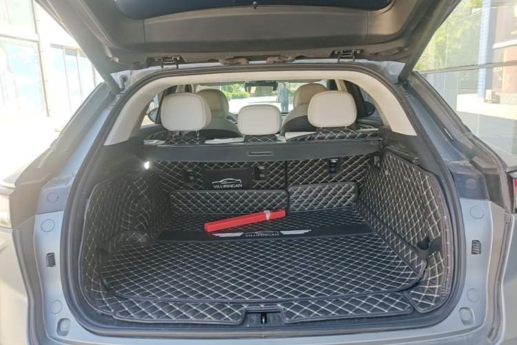 Used EXEED Stellar C-DM 2024 1.5T Long-Range Pro Trunk