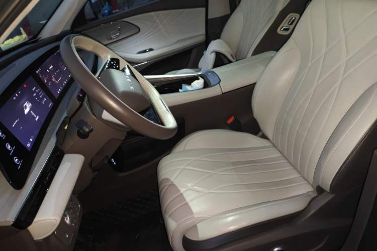 Used EXEED Stellar C-DM 2024 1.5T Ultra-Long Range Max Left Front Seat