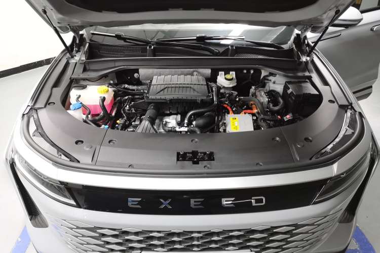 Used EXEED Stellar C-DM 2024 1.5T Long-Range Pro Engine Bay
