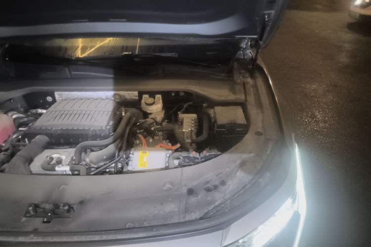 Used EXEED Stellar C-DM 2024 1.5T Long-Range Pro Engine Bay Left