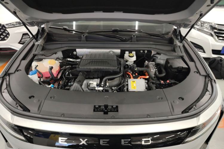 Used EXEED Stellar C-DM 2024 1.5T Long-Range Pro Engine Bay