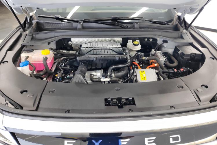 Used EXEED Stellar C-DM 2024 1.5T Long-Range Pro Engine Bay