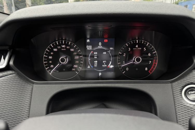 Used EXEED Stellar C-DM 2024 1.5T Long-Range Pro Interior 3