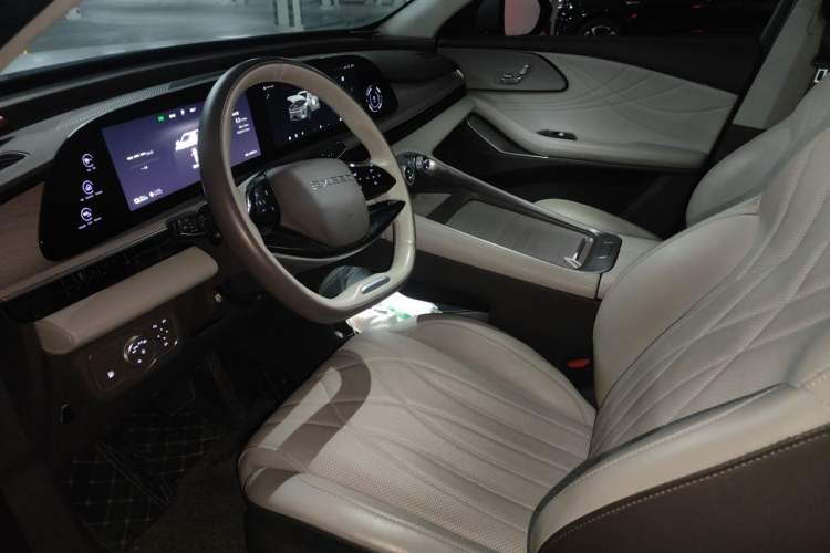 Used EXEED Stellar C-DM 2024 1.5T Long-Range Pro Left Front Seat