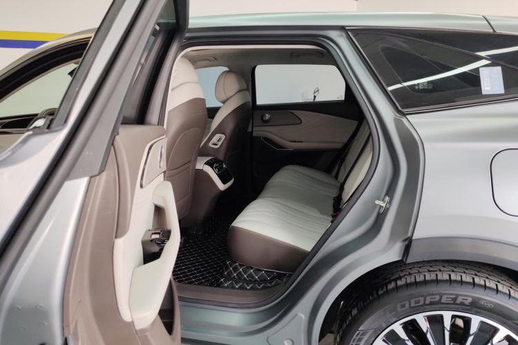 Used EXEED Stellar C-DM 2024 1.5T Long-Range Pro Left Rear Seat