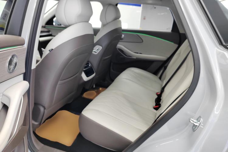 Used EXEED Stellar C-DM 2024 1.5T Long-Range Pro Left Rear Seat