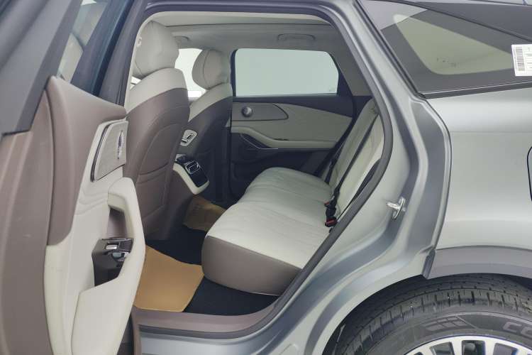 Used EXEED Stellar C-DM 2024 1.5T Long-Range Pro Left Rear Seat