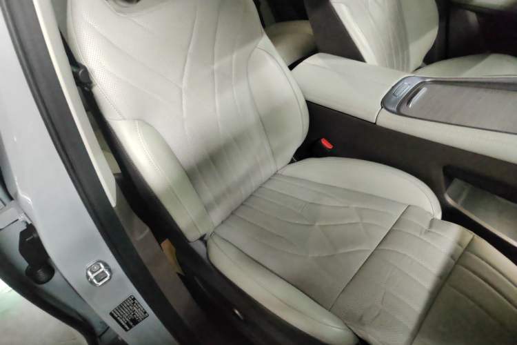 Used EXEED Stellar C-DM 2024 1.5T Long-Range Pro Right Front Seat